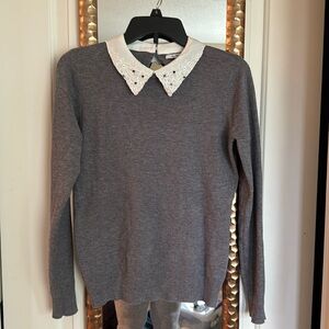 Women’s rhinestone collar sweater gray